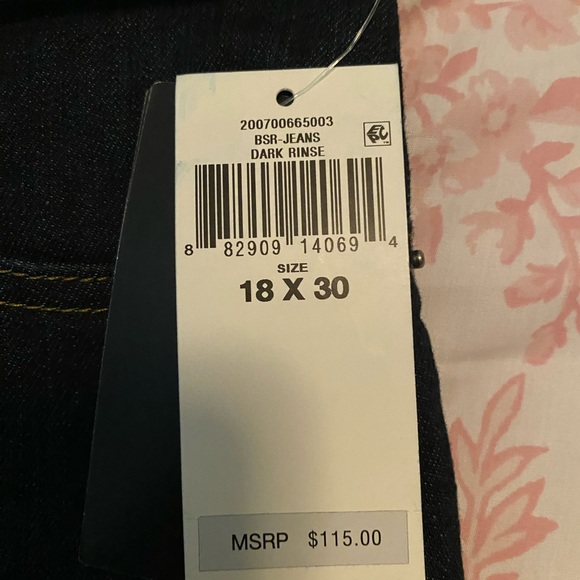 Lauren by Ralph Lauren Brand New Jeans. Size 18 - Picture 3 of 4